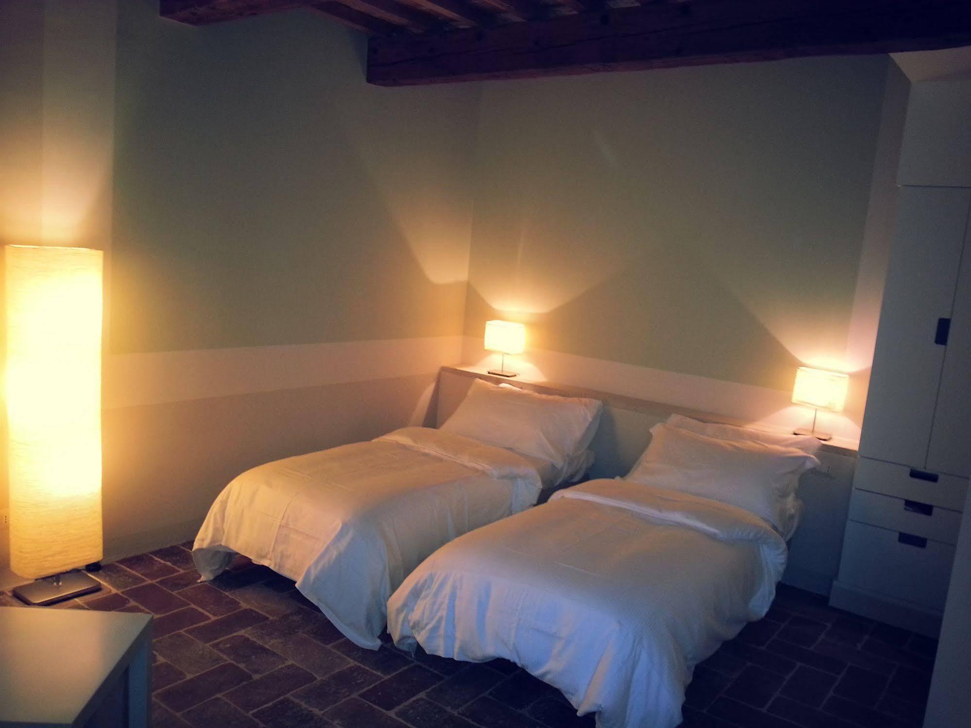 Relais Casetta56 ลูโก ภายนอก รูปภาพ