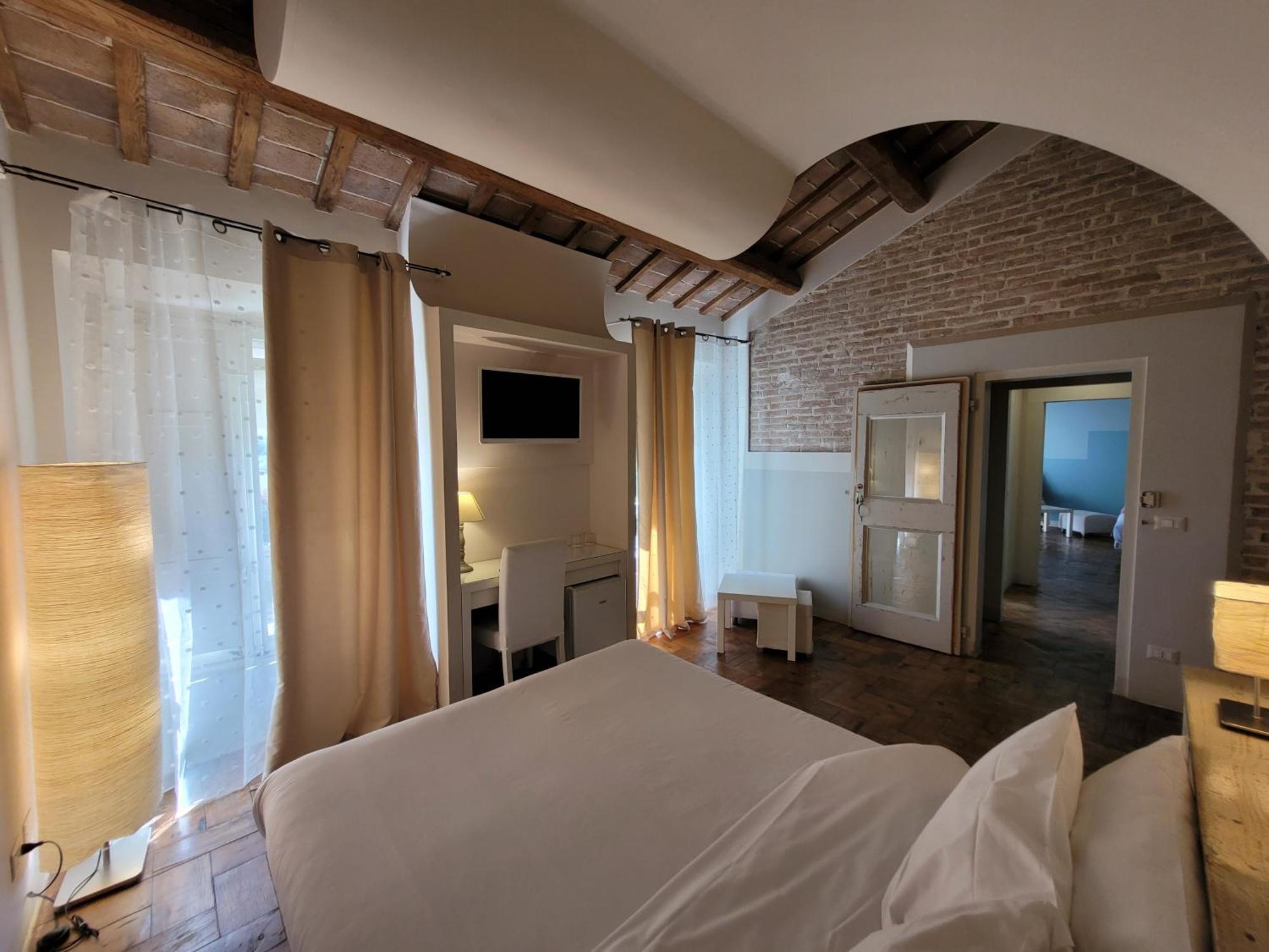 Relais Casetta56 ลูโก ภายนอก รูปภาพ